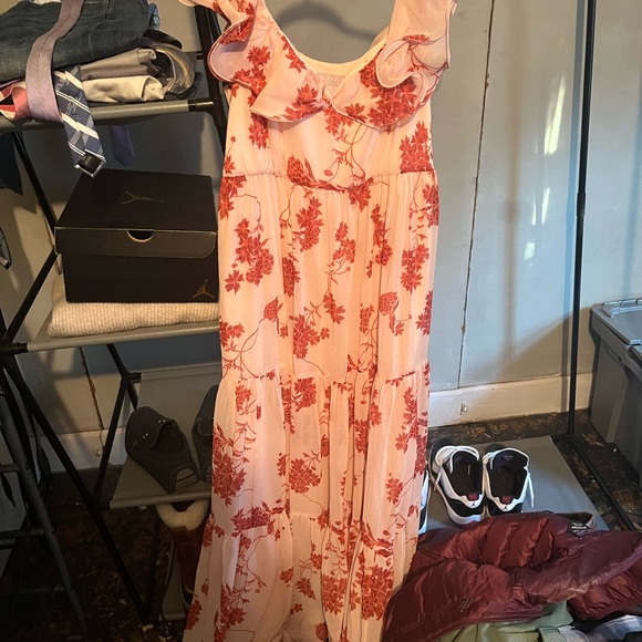 Chelsea28 | Dresses | Chelsea 28 Chiffon Floral Maxi Dress | Poshmark